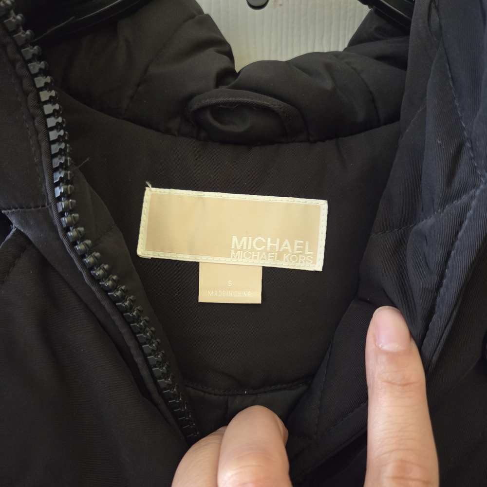 Michael Kors Black Puffer Jacket - Picture 2 of 7